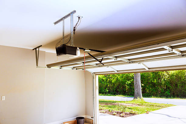 Top rated local Garage Door Roller Replacement specialists in Powell, OH